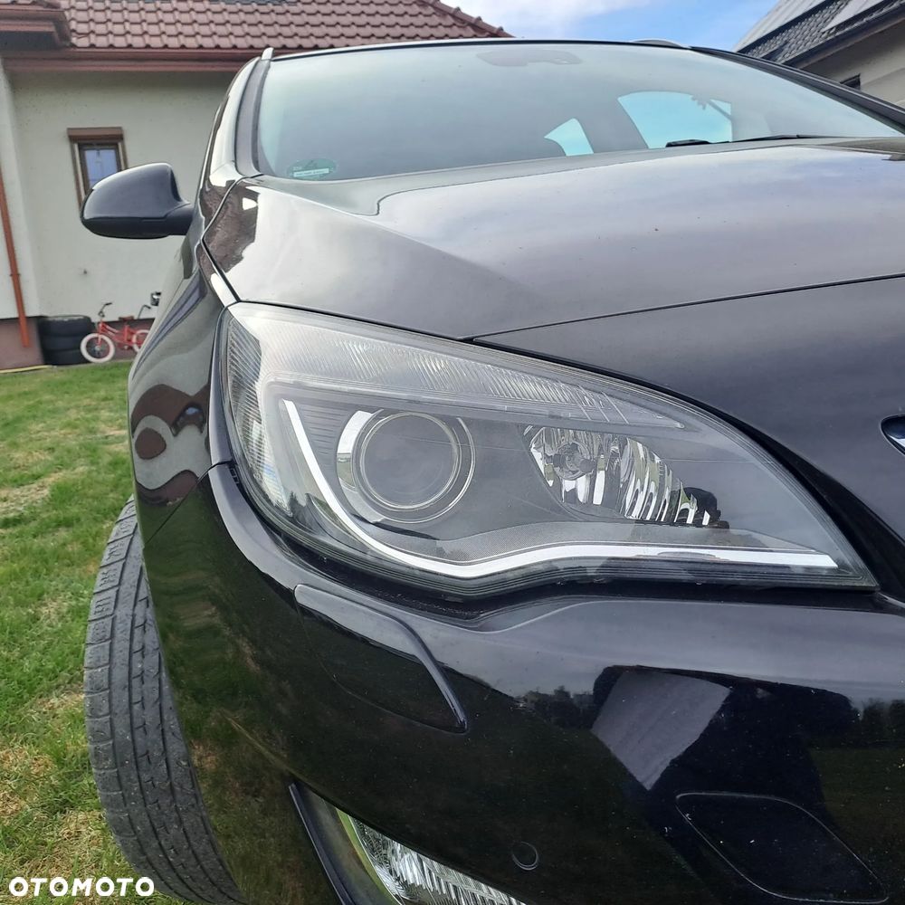 Opel Astra 1.4 T Sport S&S - 8