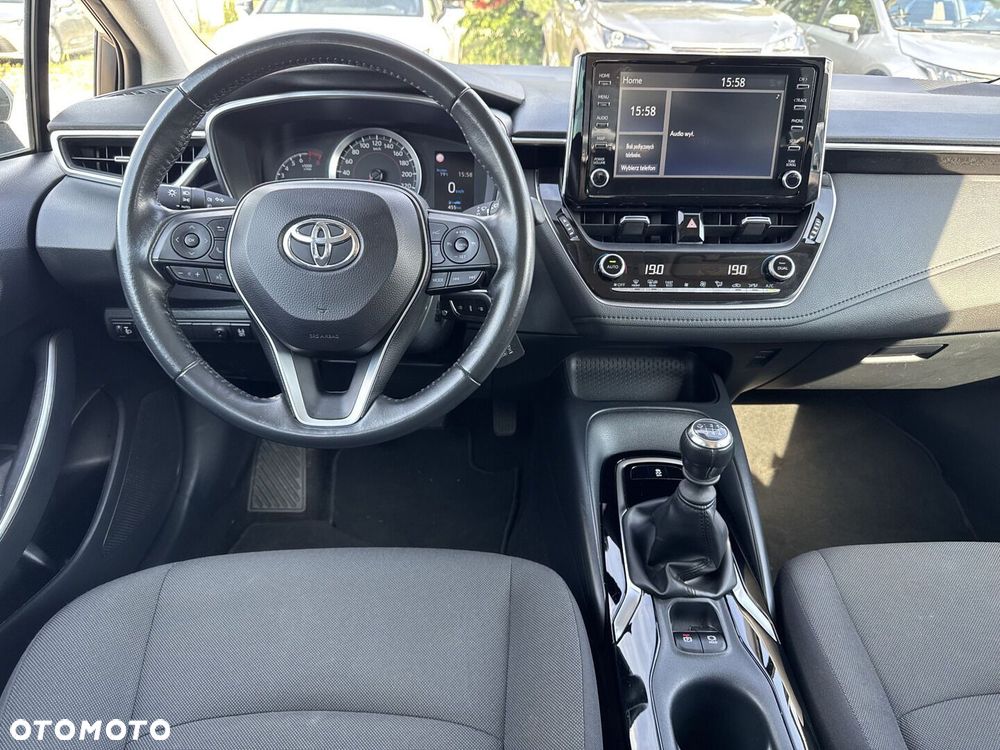 Toyota Corolla - 13