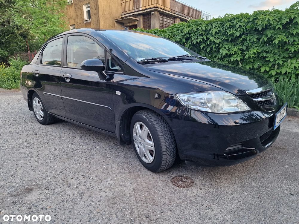 Honda City 1.4 Comfort - 12