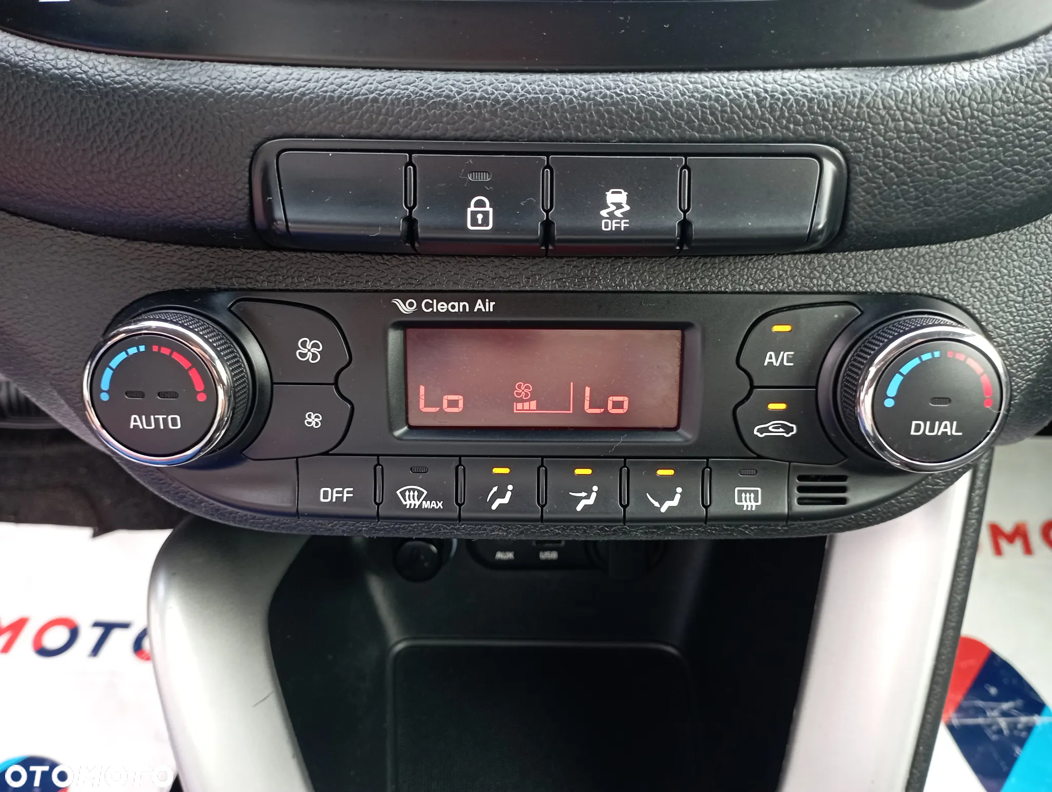 Kia Ceed Cee'd 1.6 GDI XL DCT - 13
