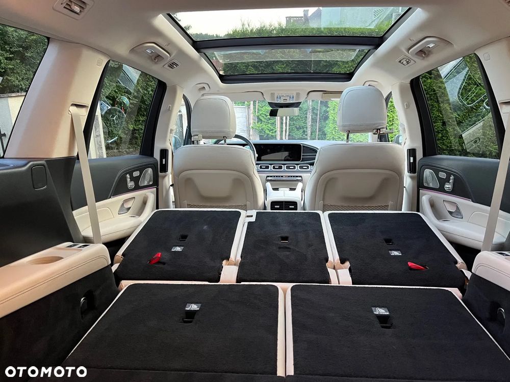 Mercedes-Benz GLS - 31