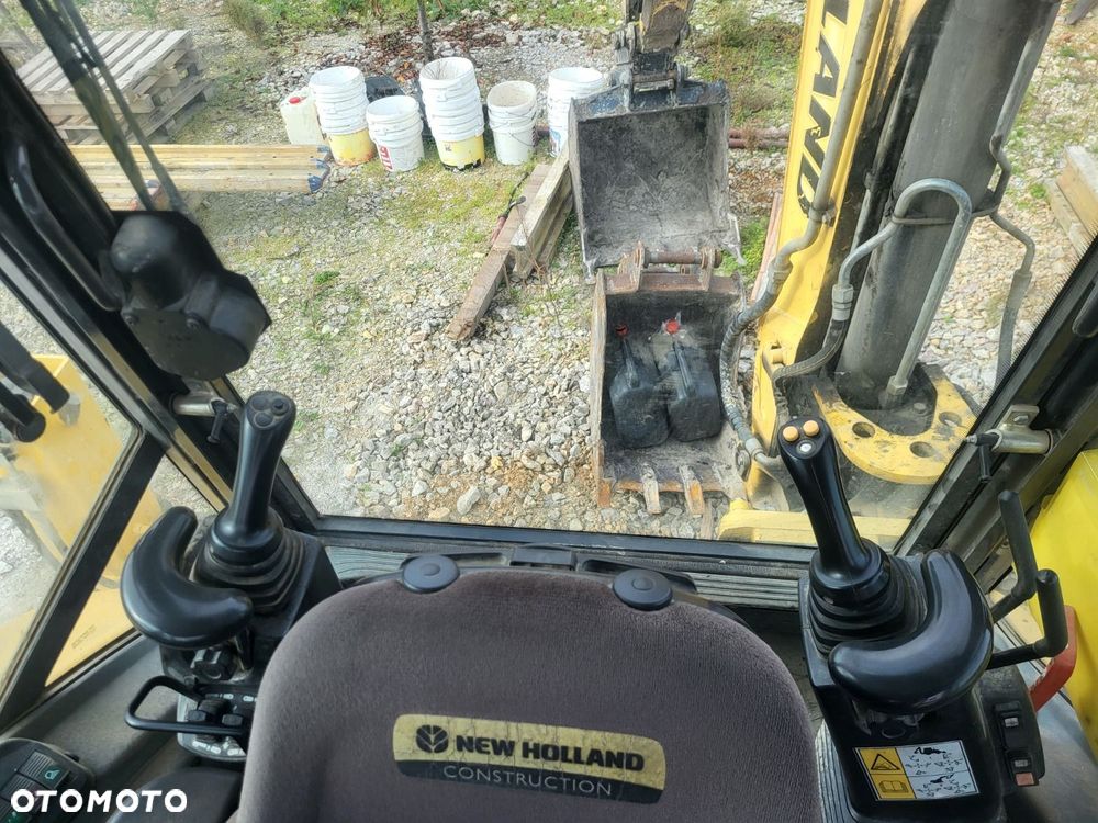 New Holland B110B 4X4 - 31