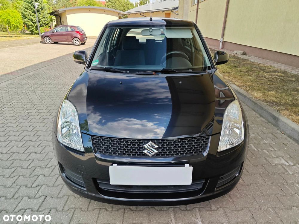 Suzuki Swift - 3