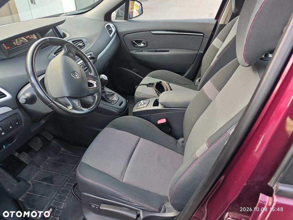 Renault Scenic - 8