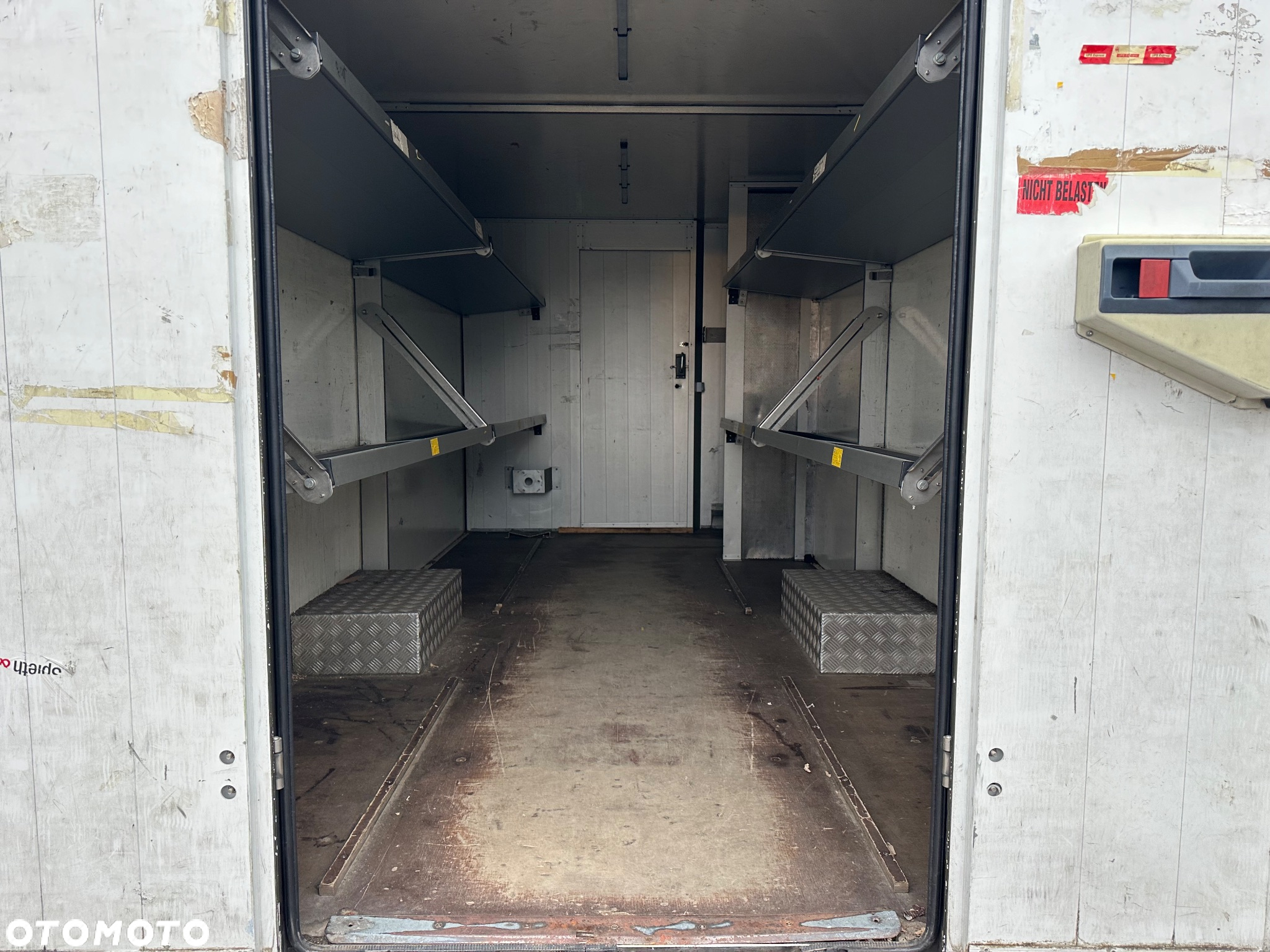 Mercedes-Benz SPRINTER - 36
