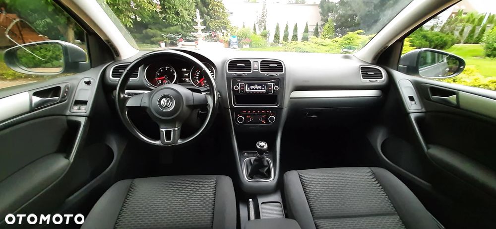 Volkswagen Golf - 23