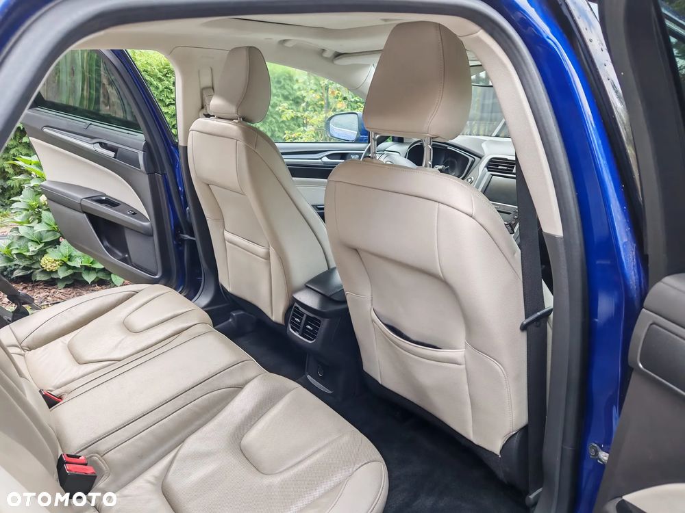 Ford Mondeo Vignale 2.0 Hybrid - 15