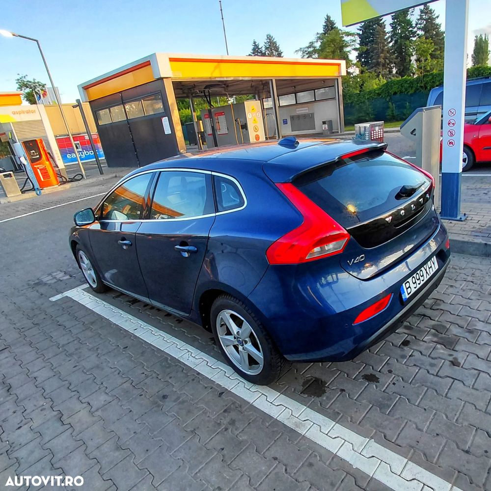 Volvo V40 D2 94g Kinetic - 2