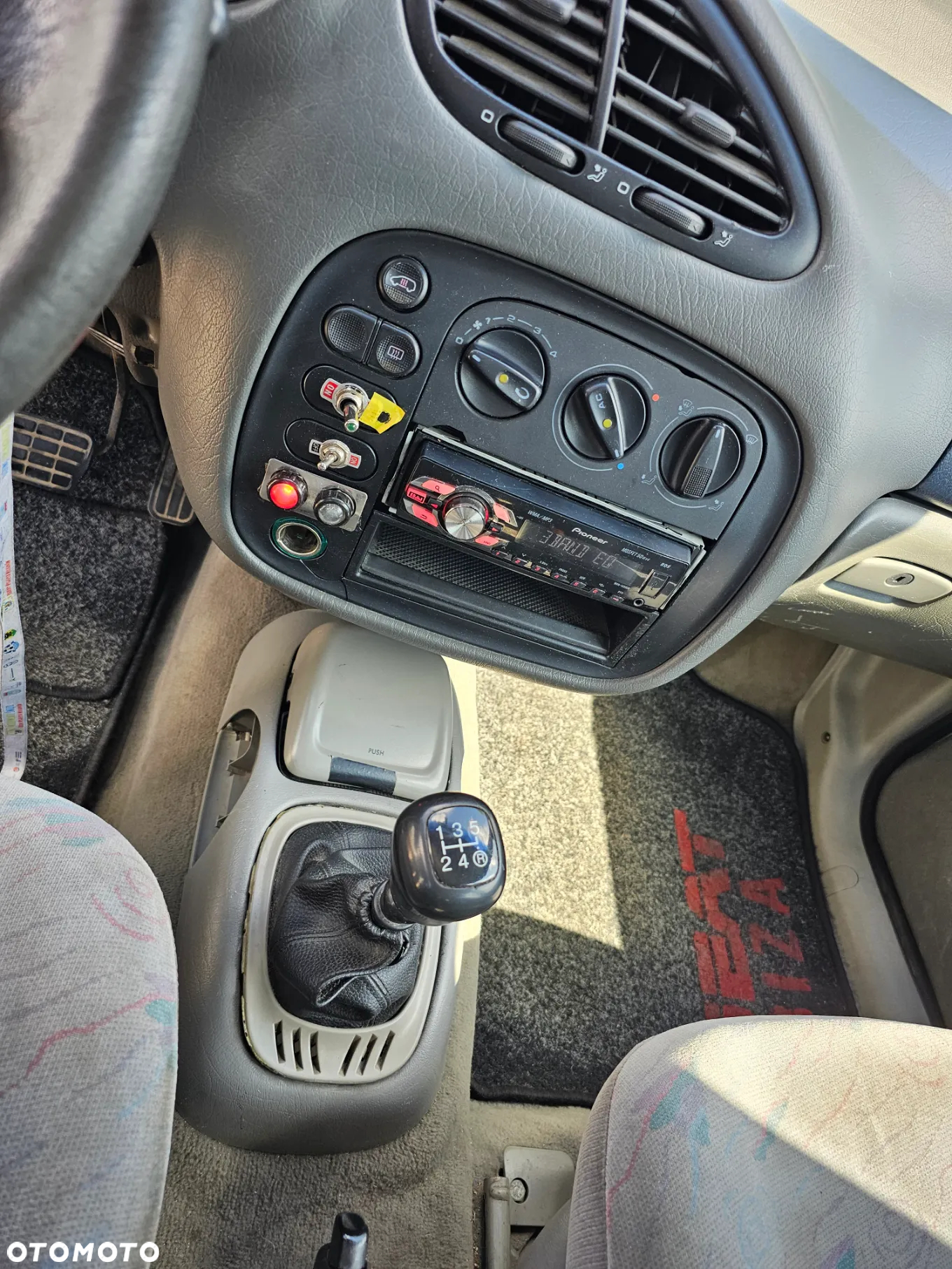 Seat Alhambra 1.9 TDi Luxus - 14