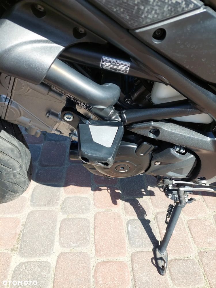 Suzuki SV - 15