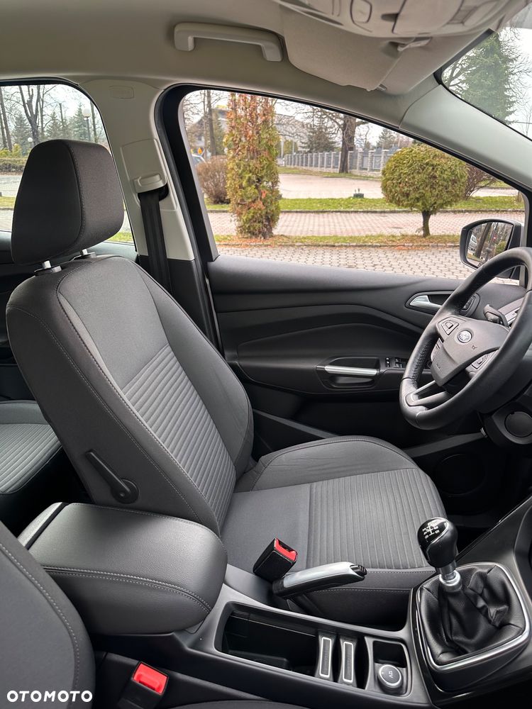 Ford C-MAX 2.0 TDCi Start-Stop-System Titanium - 29
