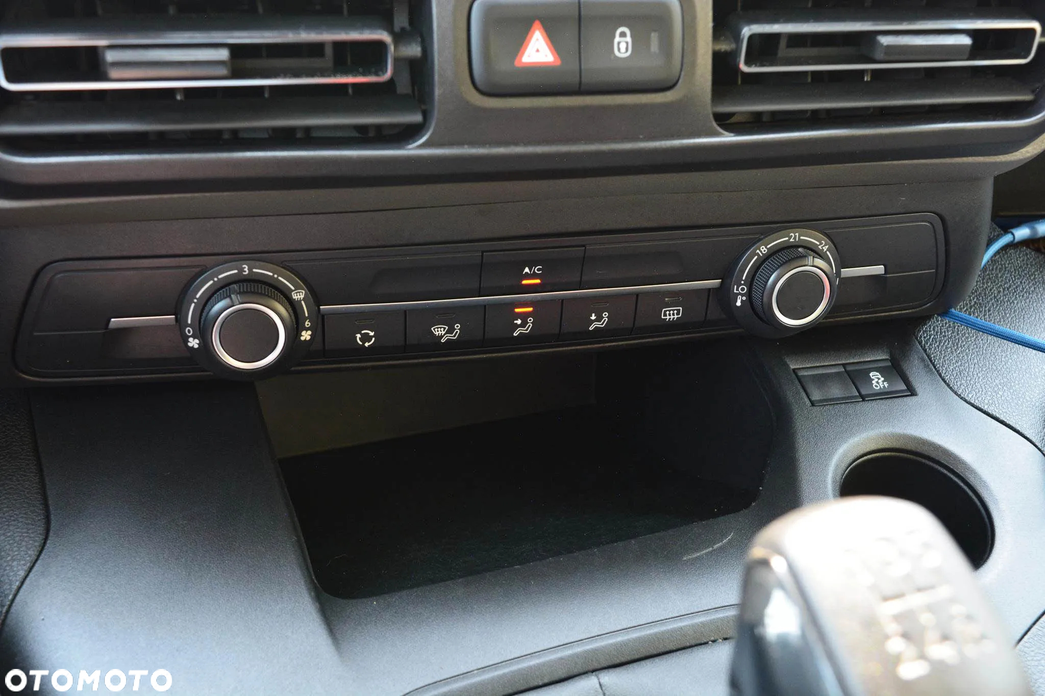 Peugeot Rifter 1.5 BlueHDI Active Pack S&S - 21