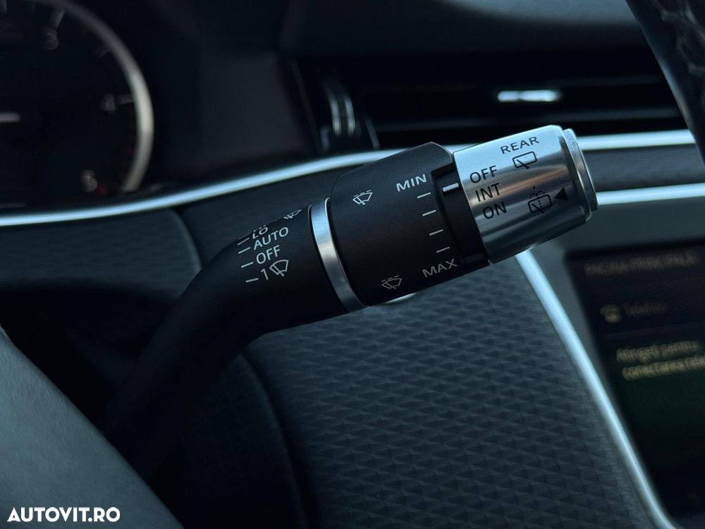 Land Rover Range Rover Evoque - 16