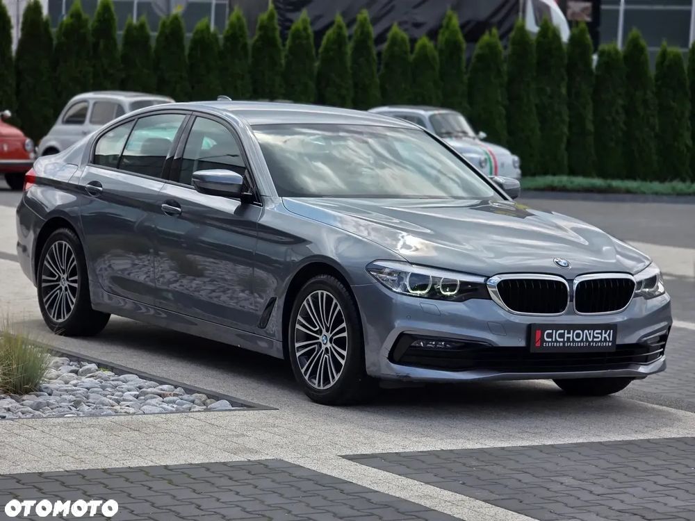 BMW Seria 5 520i GPF Sport Line sport - 6