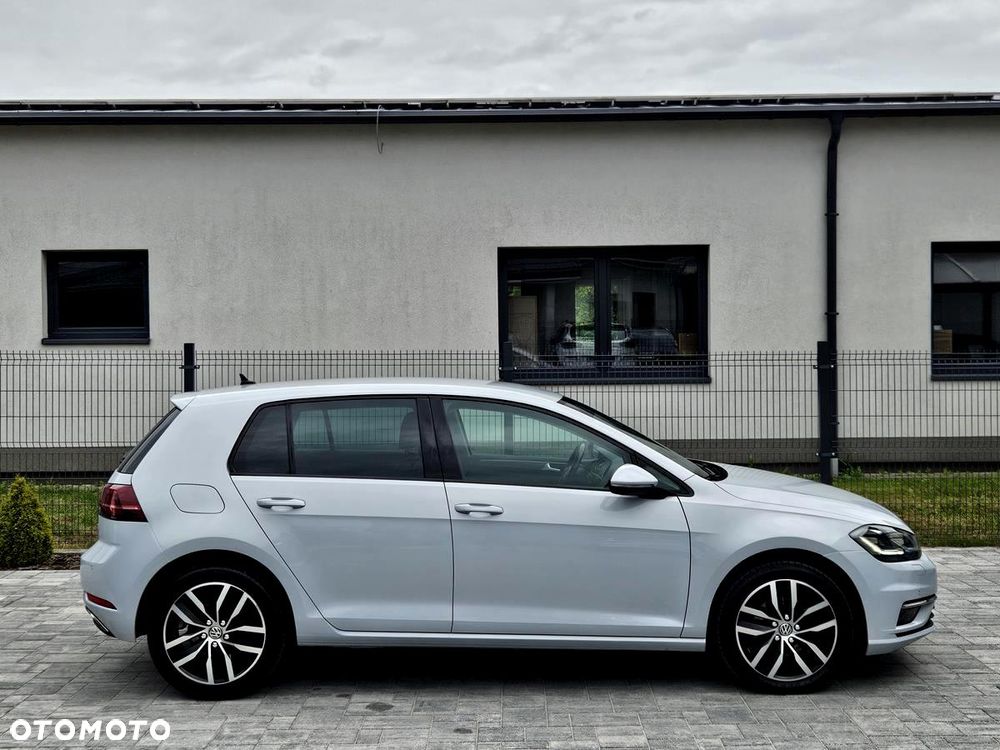 Volkswagen Golf 1.6 TDI SCR Comfortline - 13