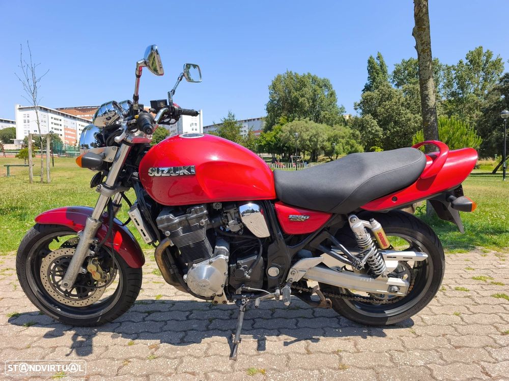 Suzuki GSX 1200 - 2