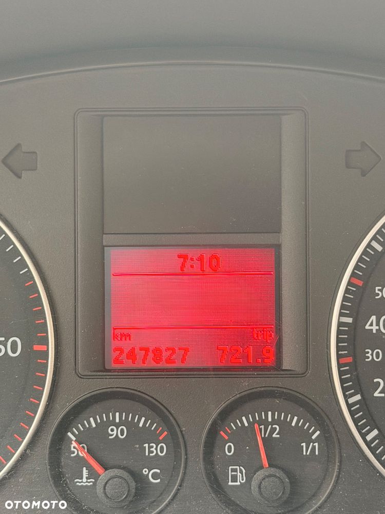 Volkswagen Jetta 1.9 TDI Comfortline - 10