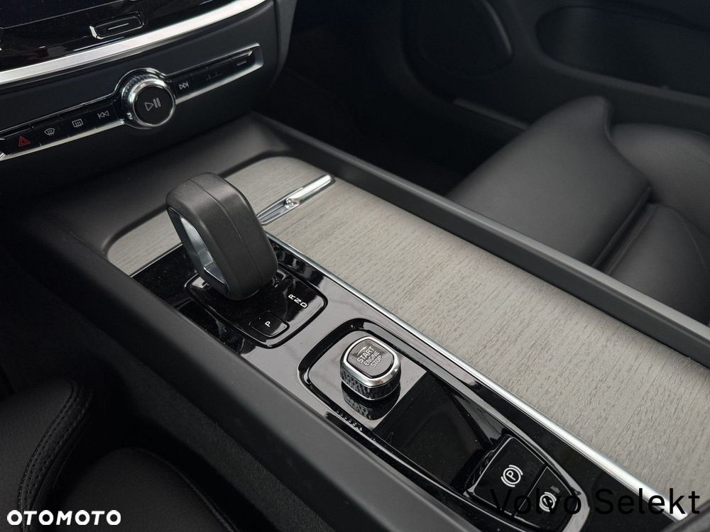 Volvo V60 Cross Country - 21
