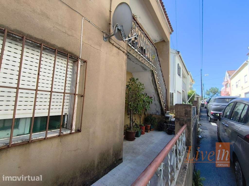 Oportunidade de Investimento Moradia Multifamiliar em Lisboa - Grande imagem: 2/15