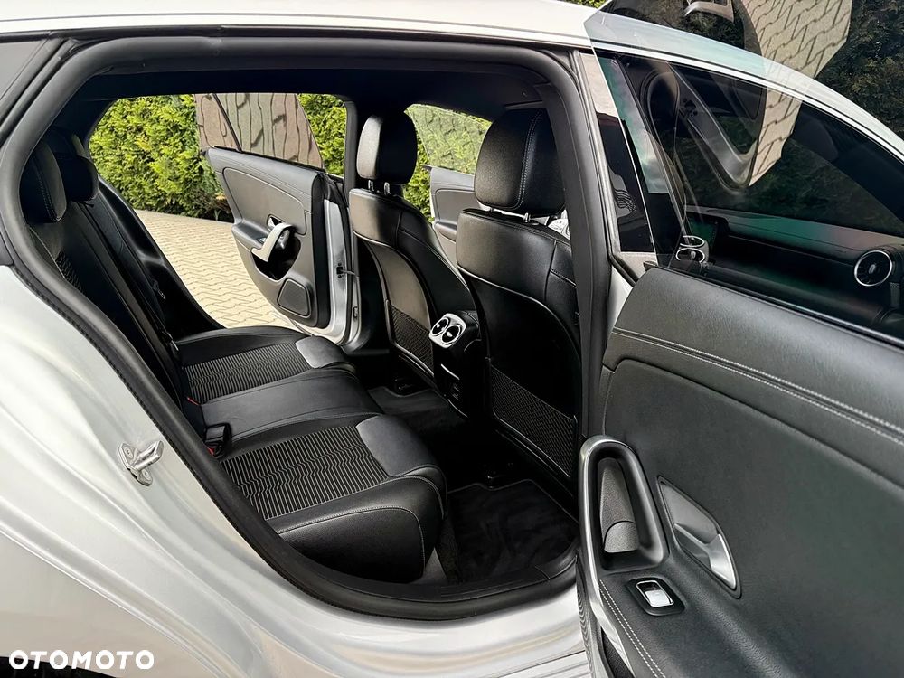 Mercedes-Benz CLA 180 d 8G-DCT Edition AMG Line - 19