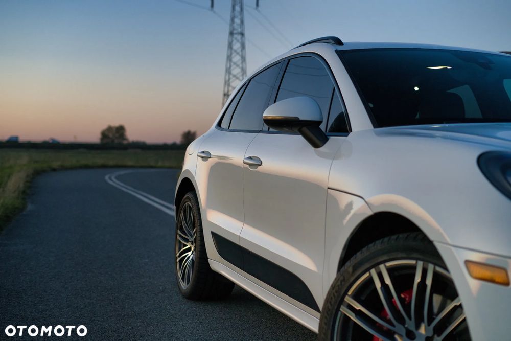 Porsche Macan GTS PDK - 6