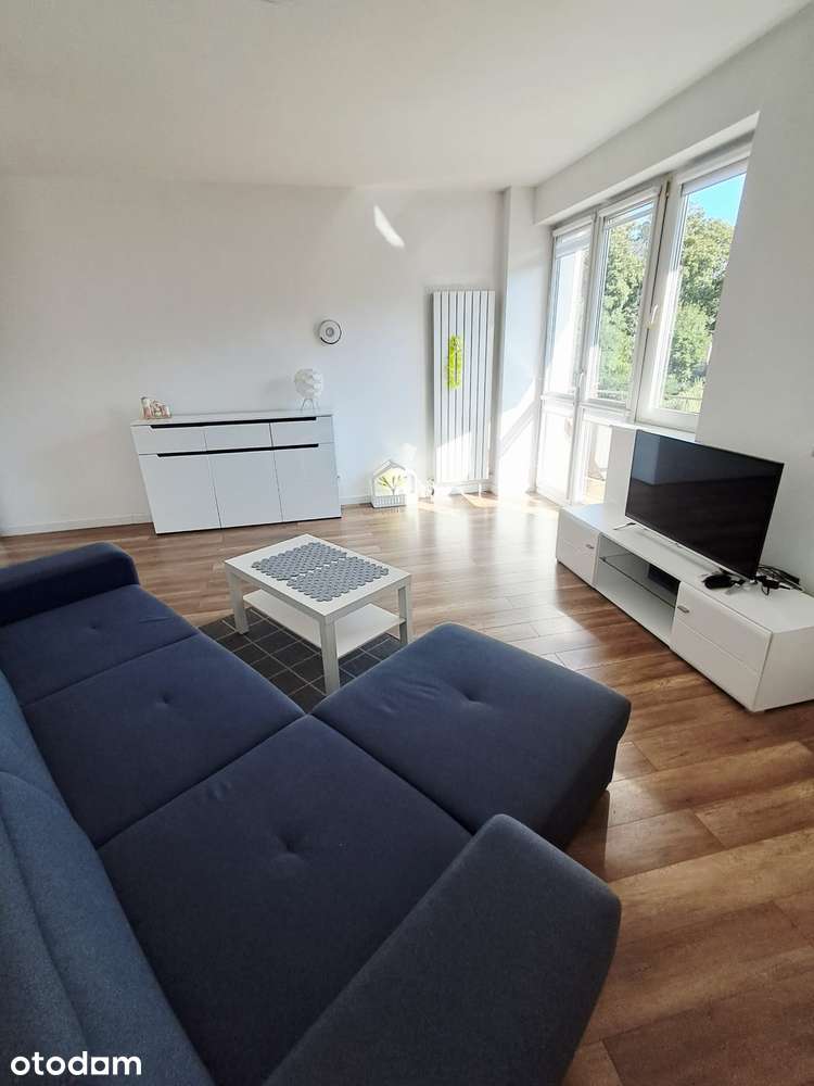Mieszkanie o pow.. 34.70m2, balkon, II p., umeblowane,ul.Górnośląska