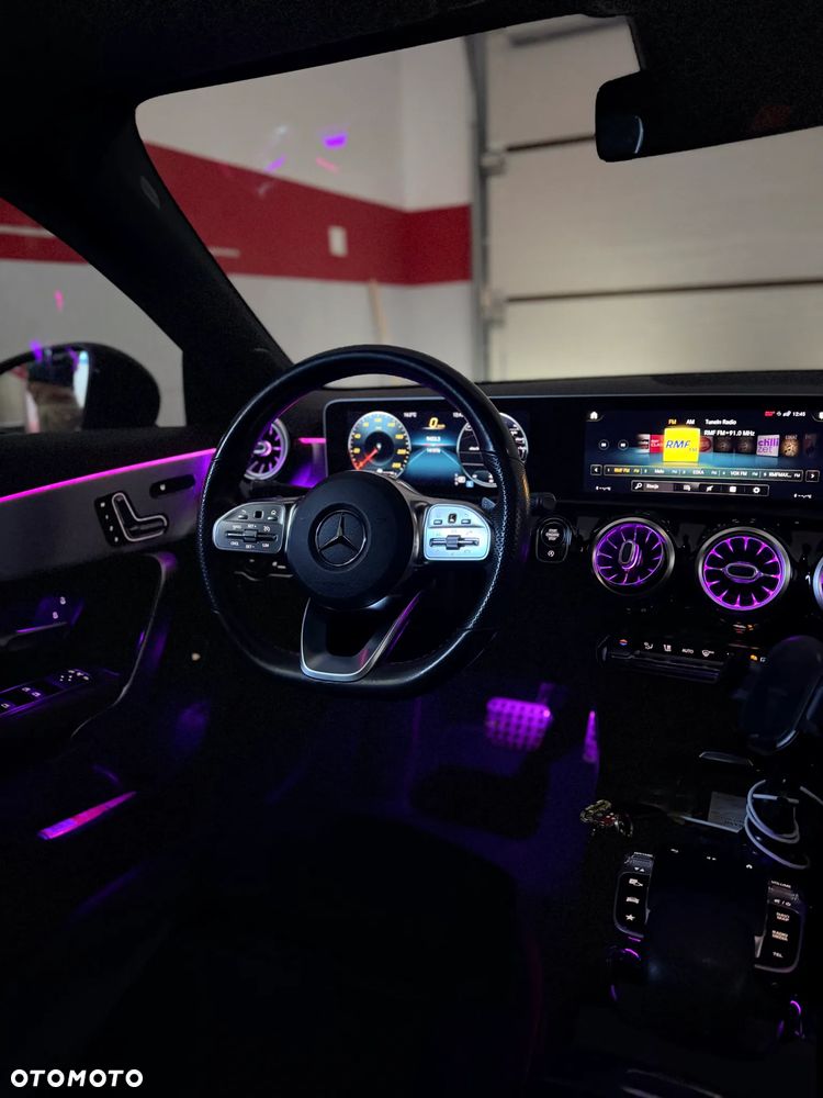 Mercedes-Benz CLA 200 AMG Line 7G-DCT - 15