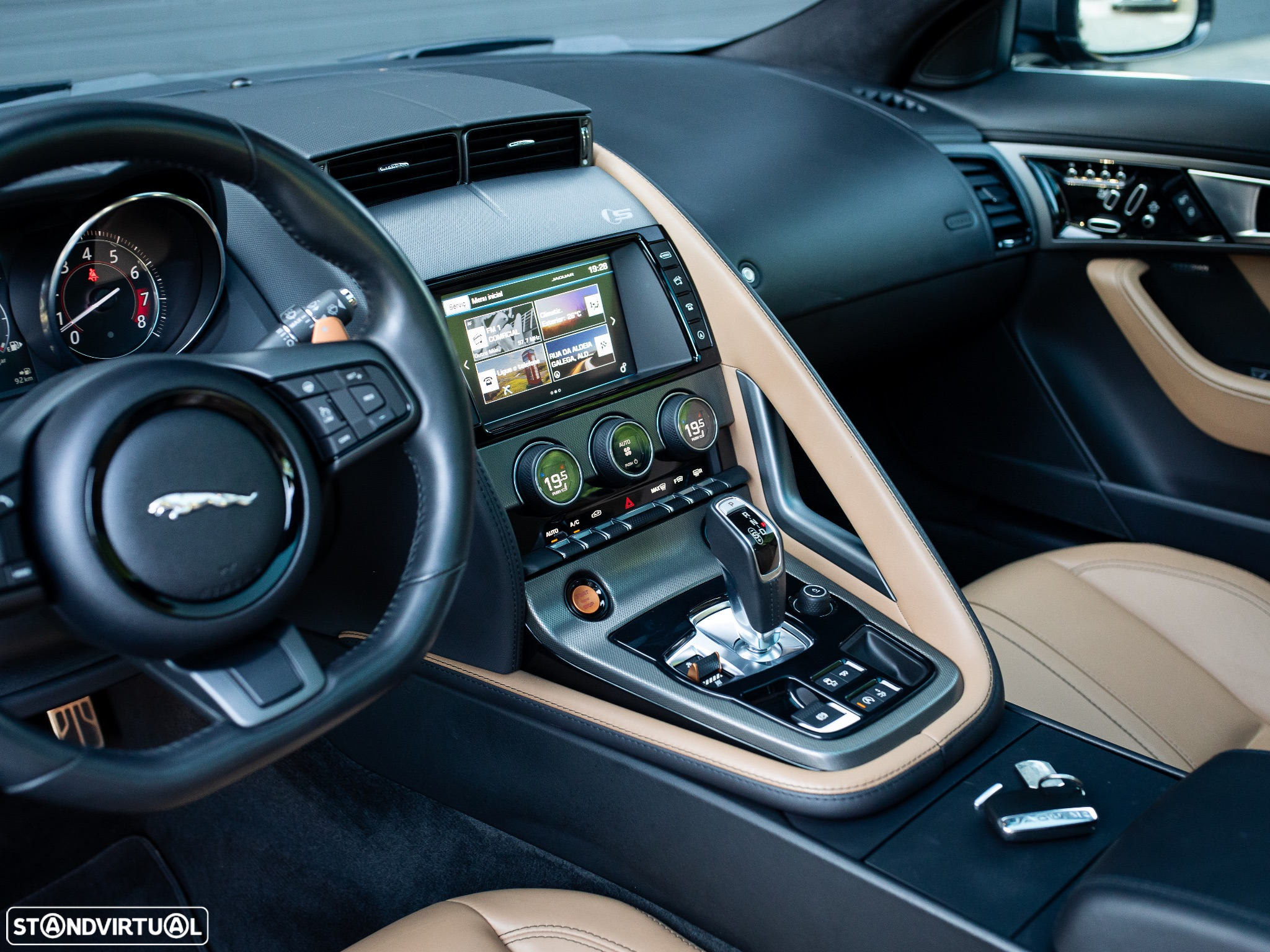 Jaguar F-Type 3.0 V6 S/C S Auto - 34