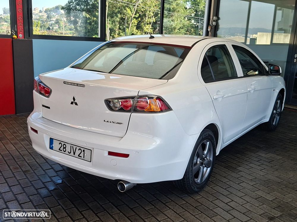 Mitsubishi Lancer 1.8 DI-D Intense - 6