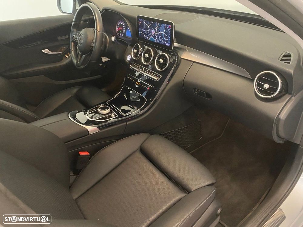 Mercedes-Benz C 300 e Avantgarde - 32