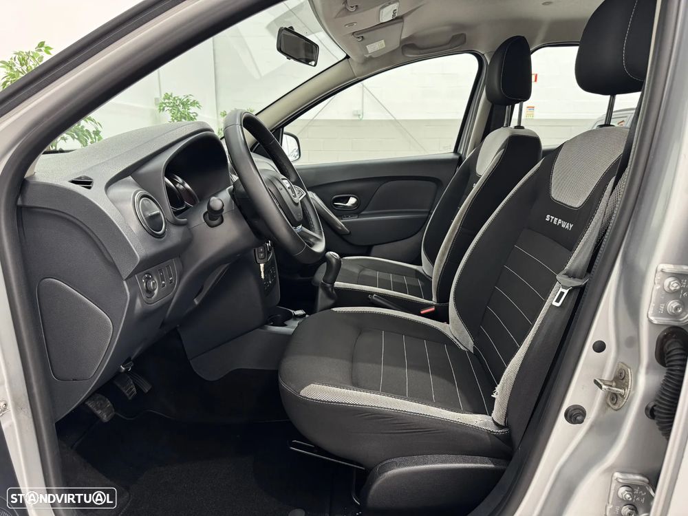 Dacia Sandero 1.5 dCi Stepway - 15