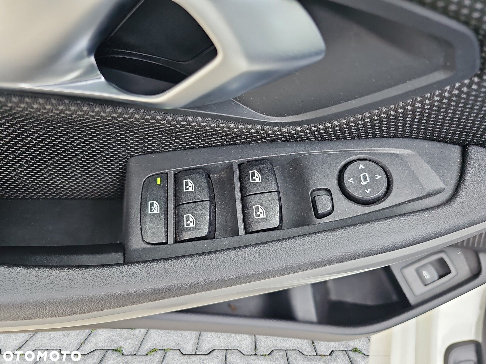 BMW Seria 3 318d Advantage - 28
