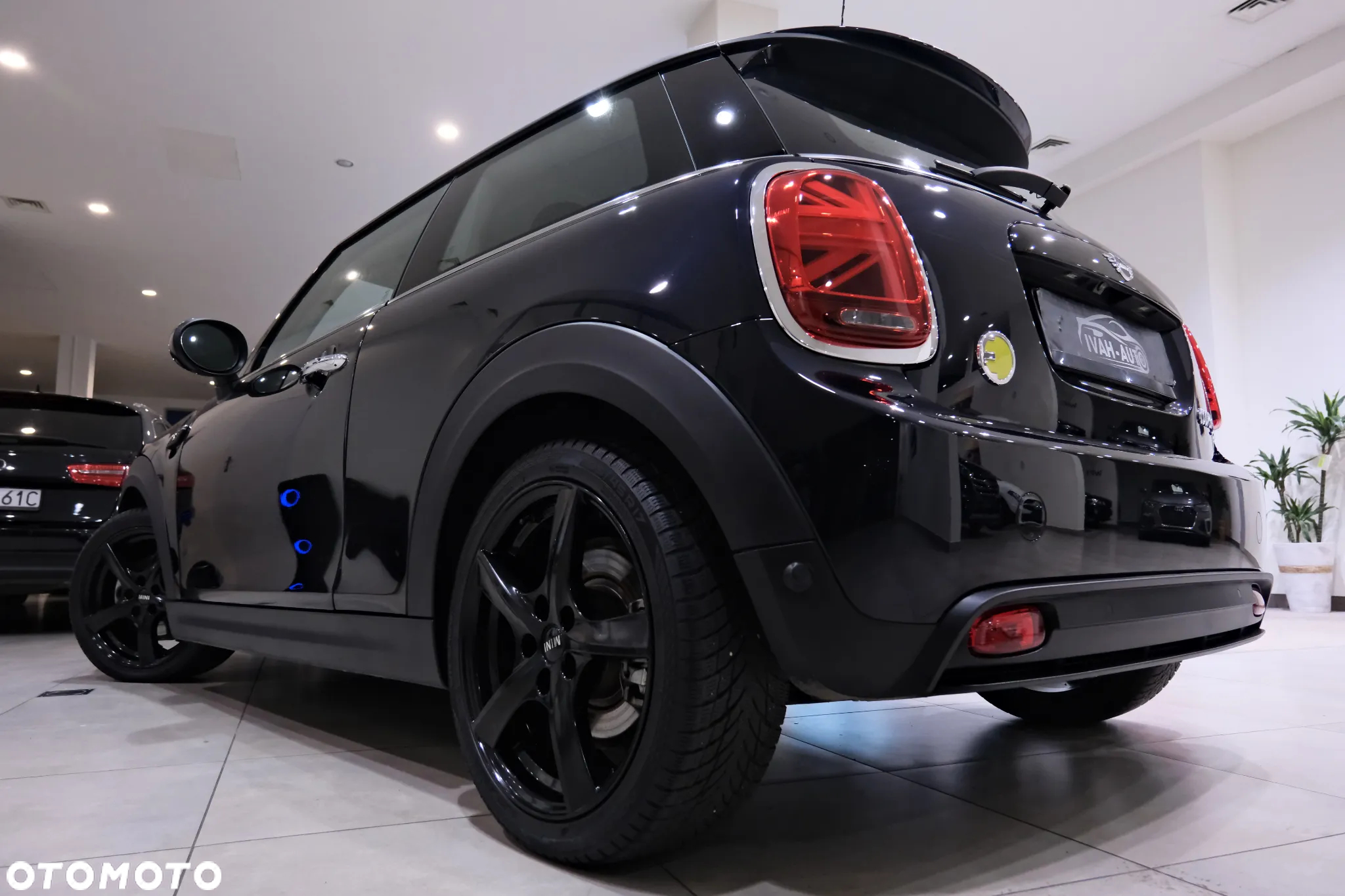 MINI Cooper SE - 10