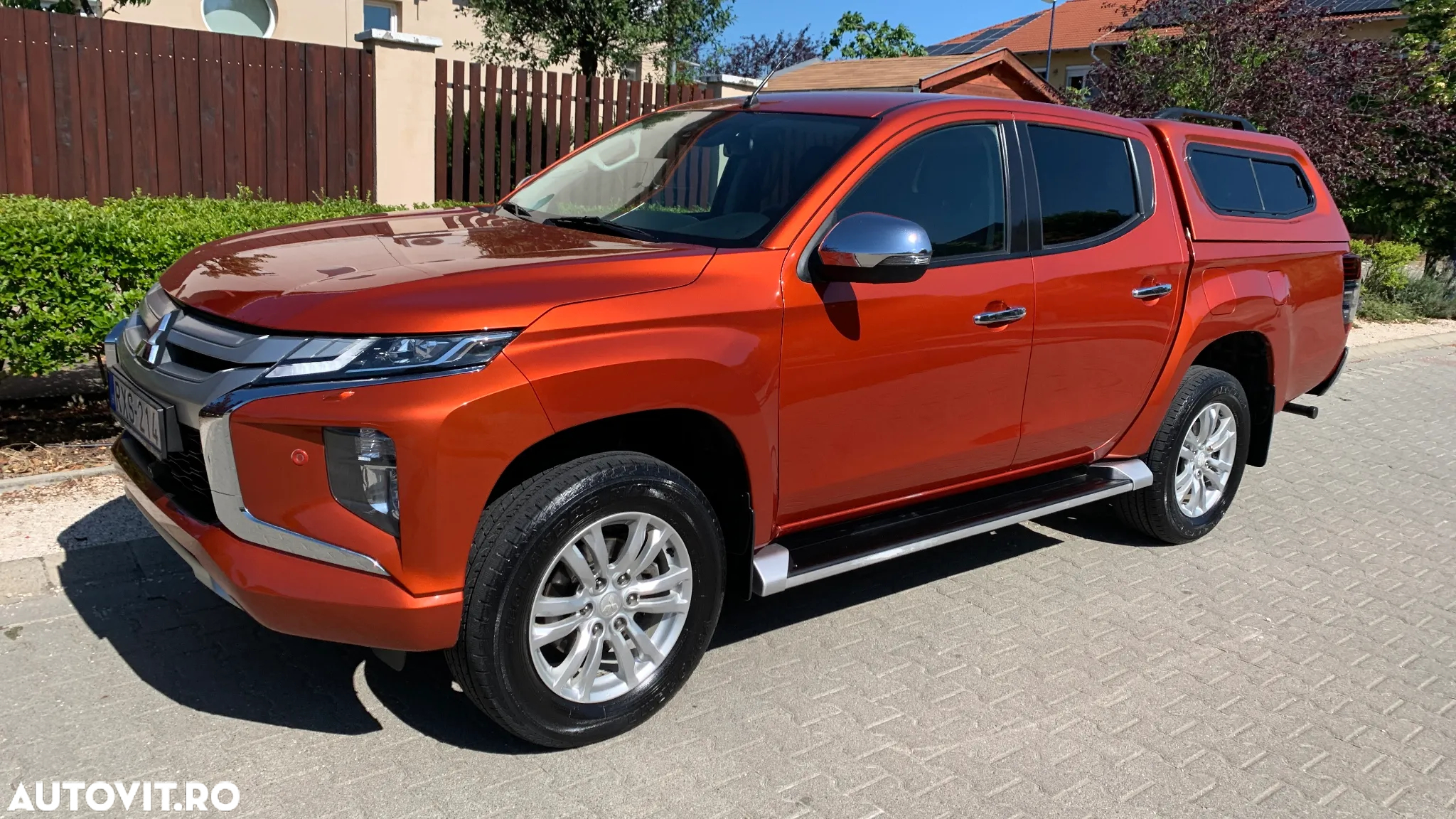 Mitsubishi L200 Double Cab 2.2 DI-D A/T Instyle - 4