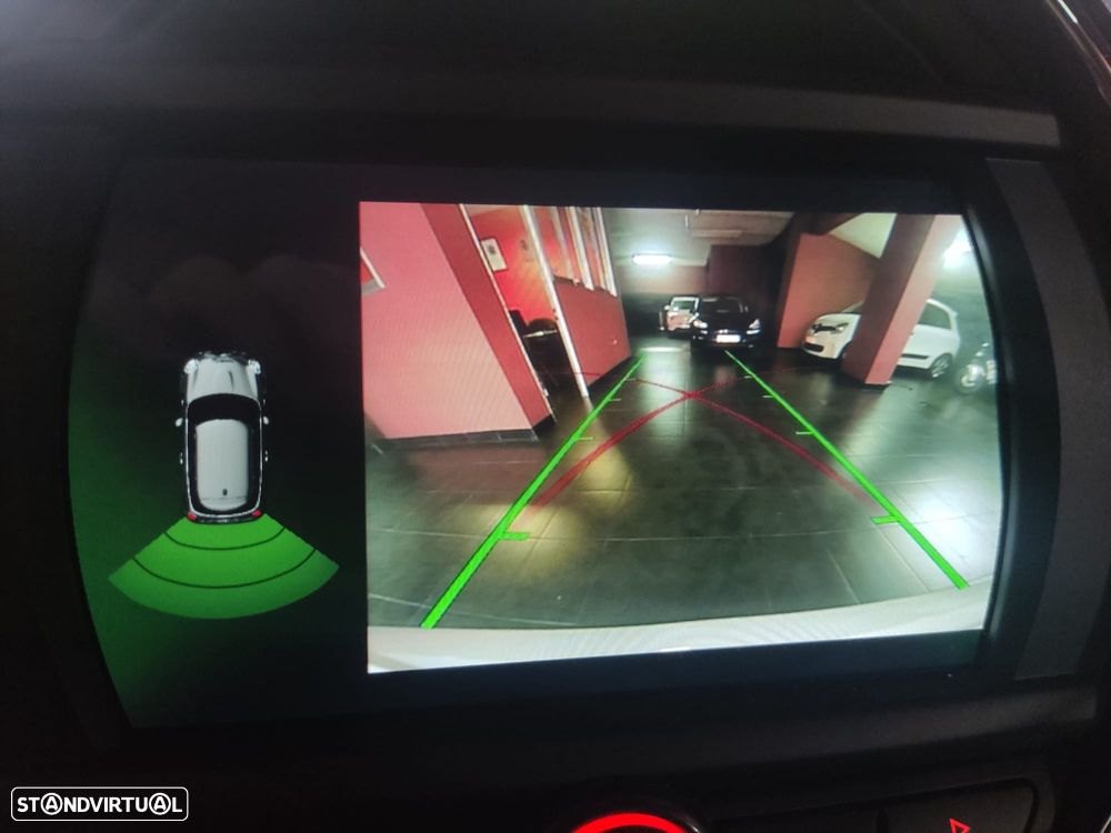 MINI 3 Portas Cooper SE - 14