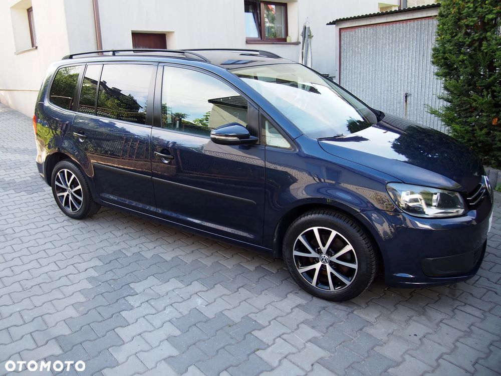 Volkswagen Touran 1.6 TDI DPF BlueMot Comfortline - 3