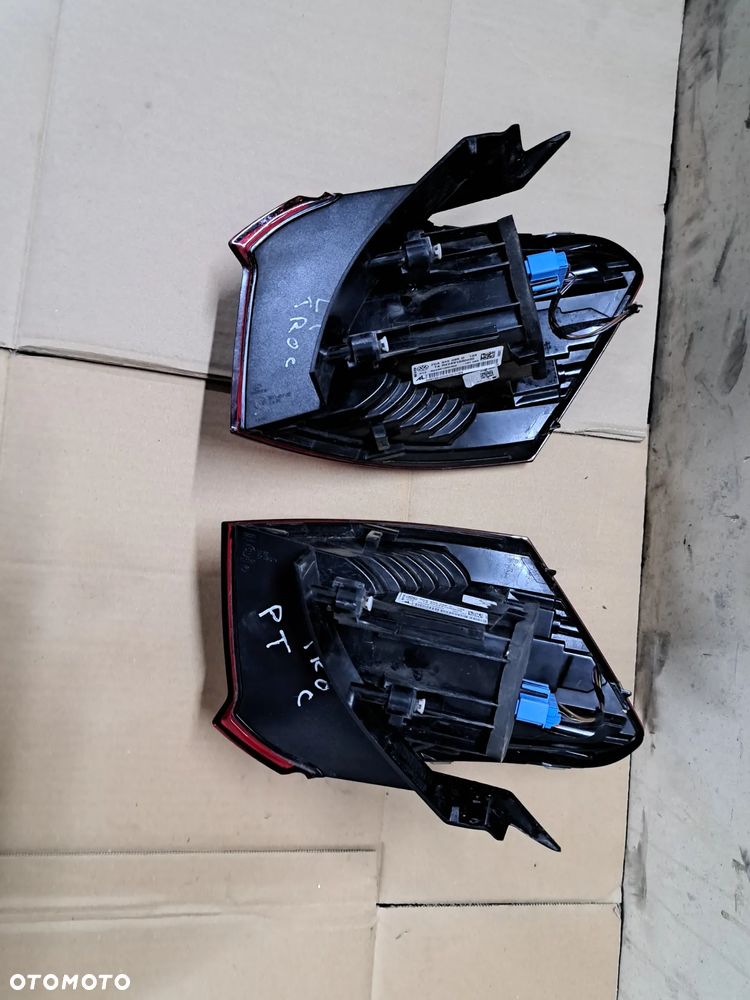 Volkswagen t-roc lift lampa lewy tył prawy tyl karoseryjna 2GA945095D - 7