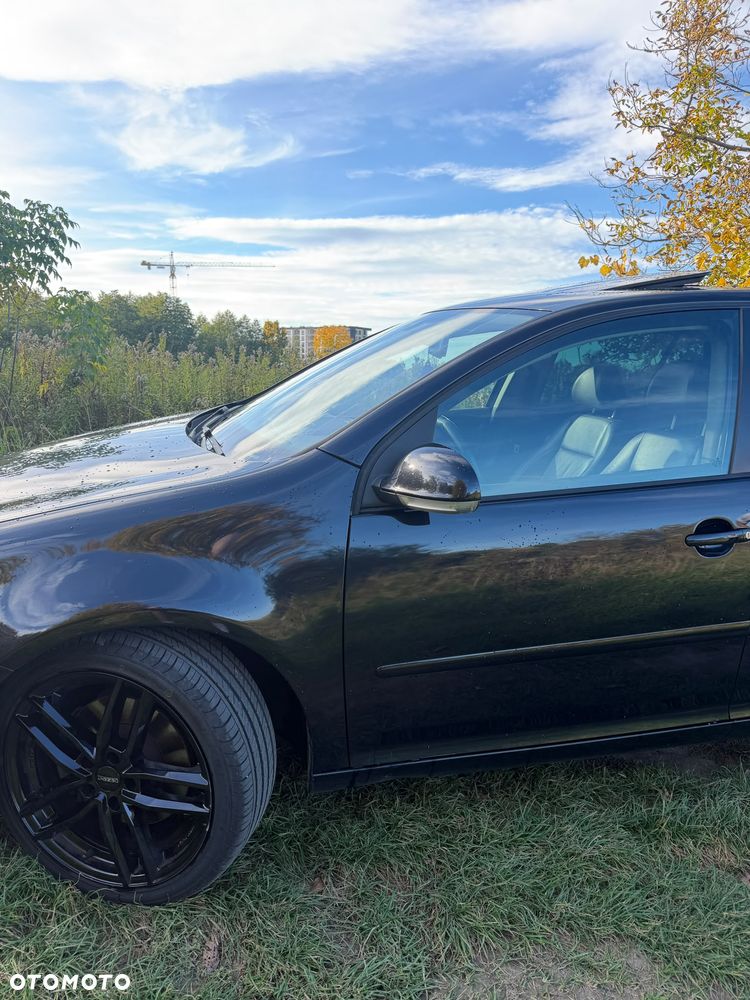 Volkswagen Golf - 15