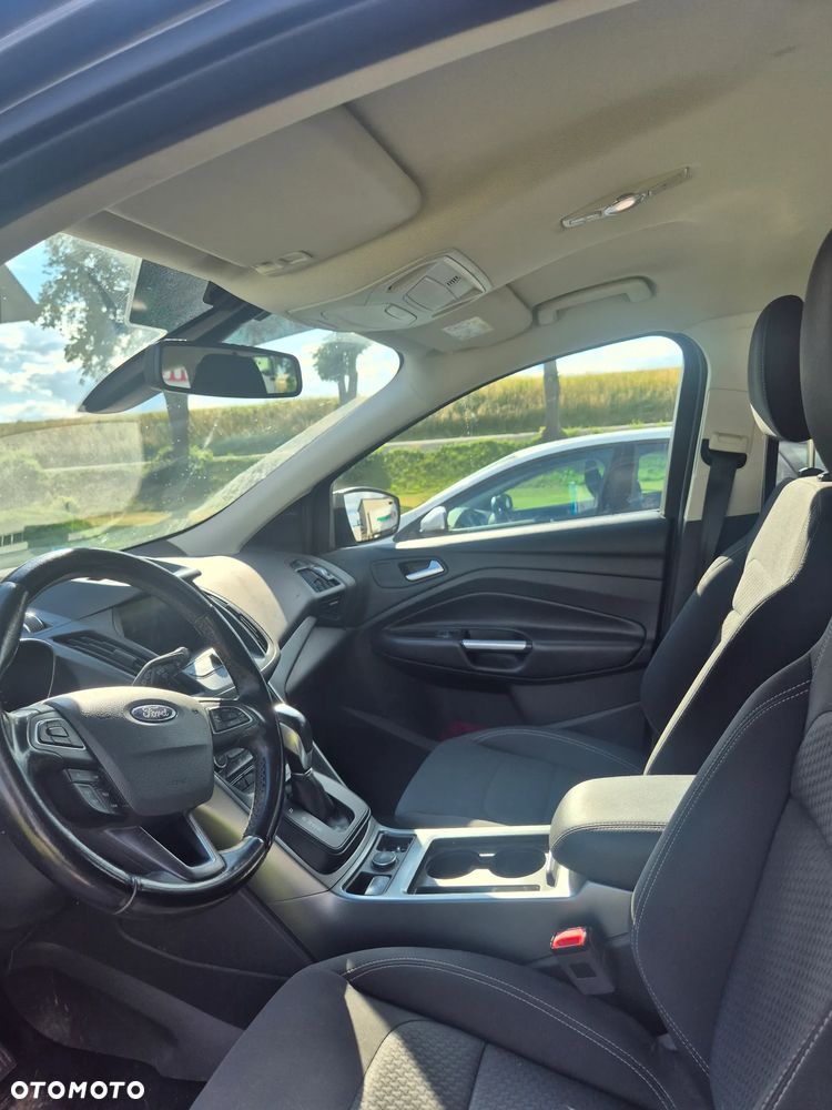 Ford Kuga 2.0 TDCi 4WD Titanium - 4