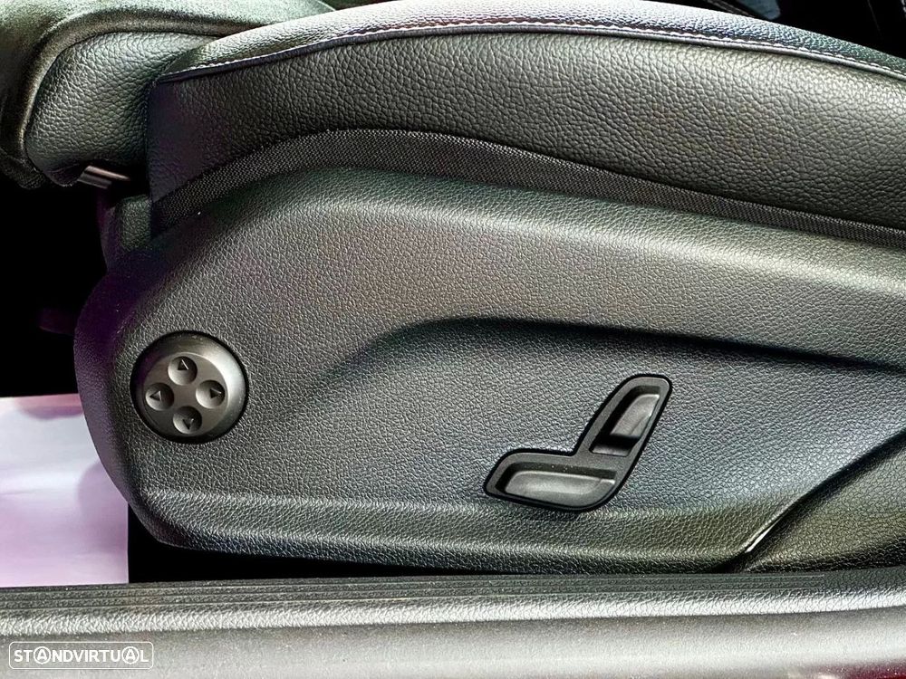 Mercedes-Benz E 300 de 4Matic 9G-TRONIC Night Edition - 12