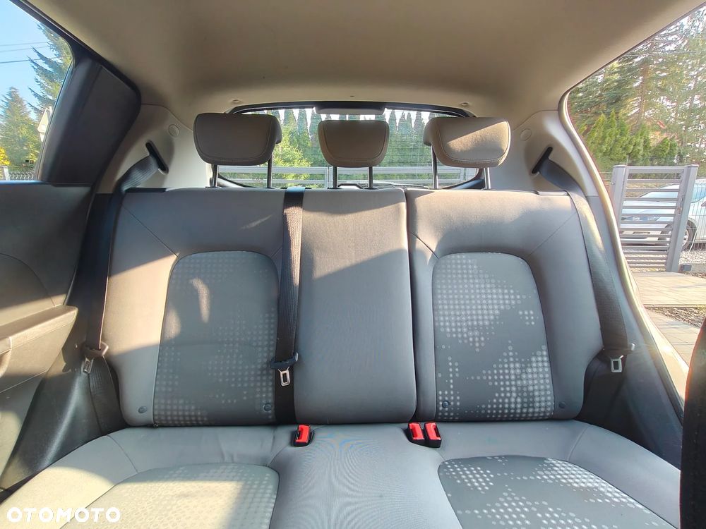 Chevrolet Aveo 1.2 LS - 19