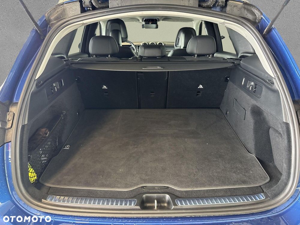 Mercedes-Benz GLC - 26