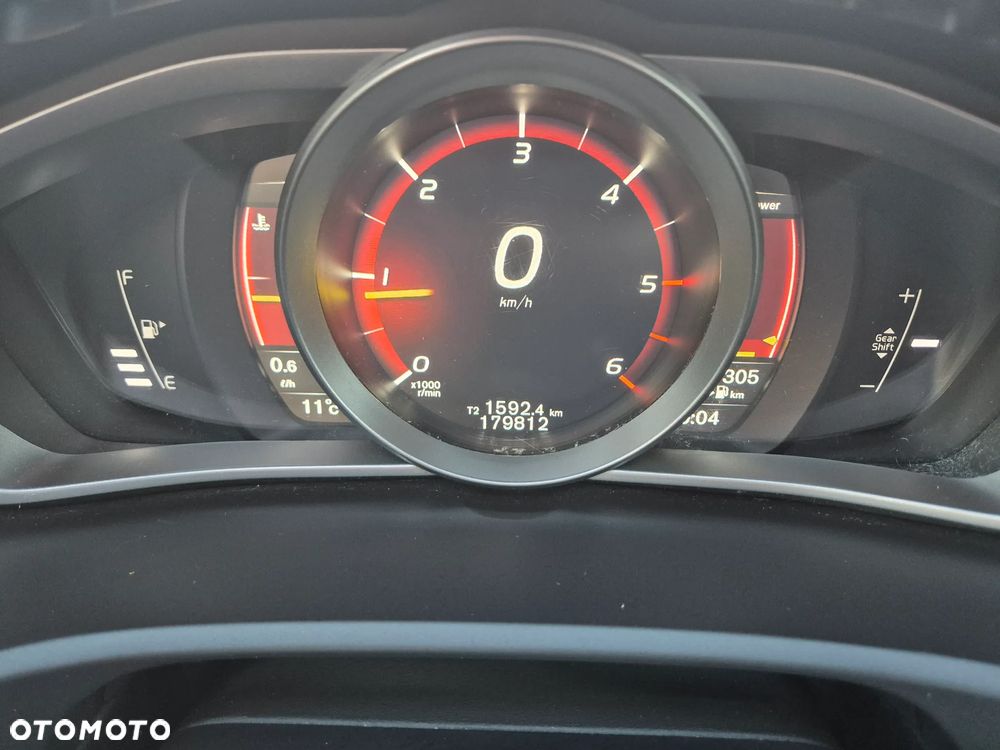 Volvo V40 D2 Inscription - 35