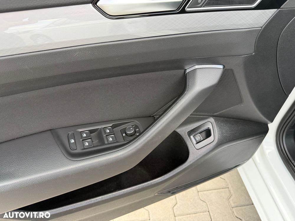 Volkswagen Passat 2.0 TDI SCR DSG Business - 27