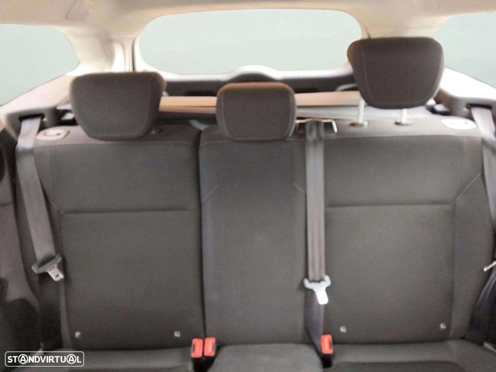 Ford Focus SW 1.0 EcoBoost Business - 17