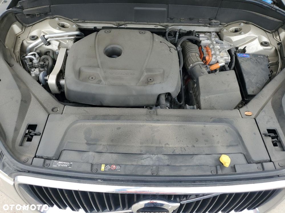 Volvo XC 90 T8 AWD Twin Engine Geartronic Momentum - 10