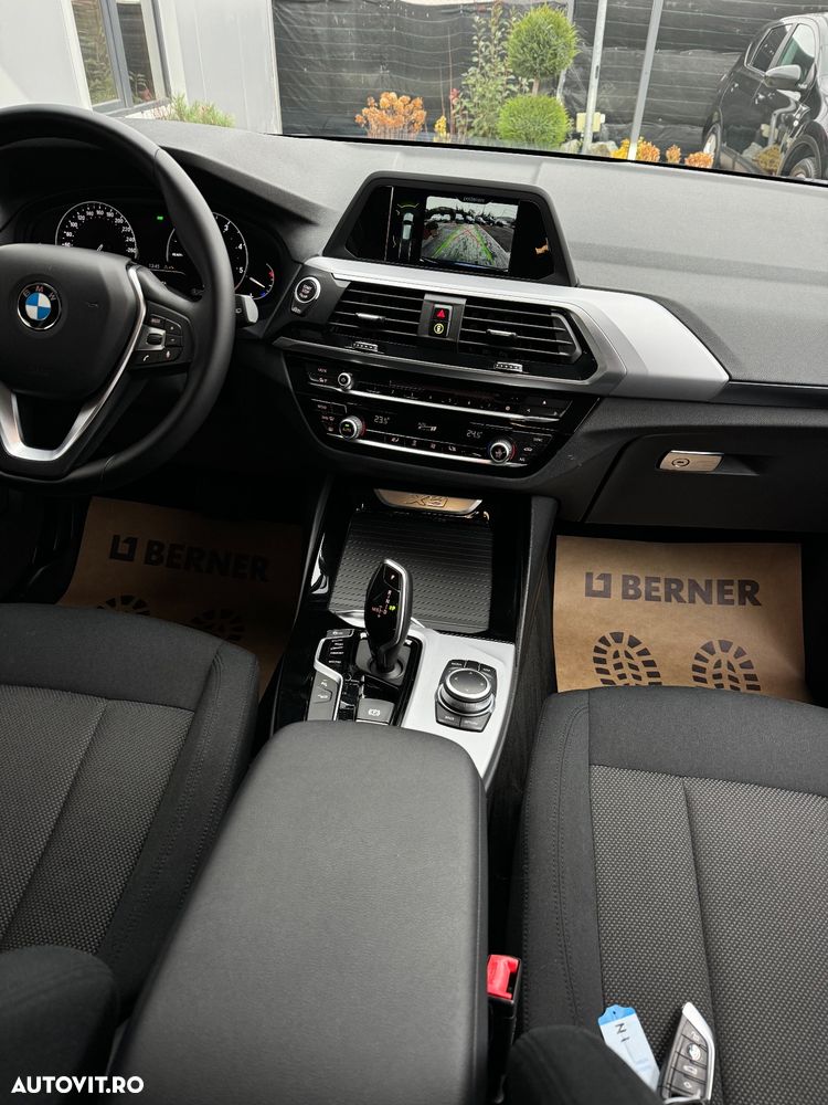 BMW X3 xDrive20d Aut. - 28