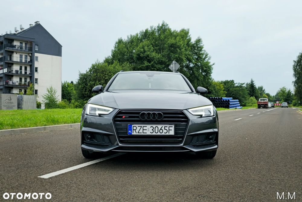 Audi A4 - 3