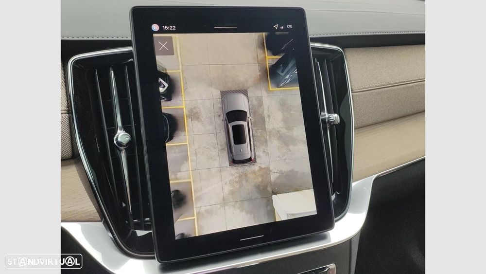 Volvo XC 90 2.0 T8 PHEV Plus Dark AWD - 17