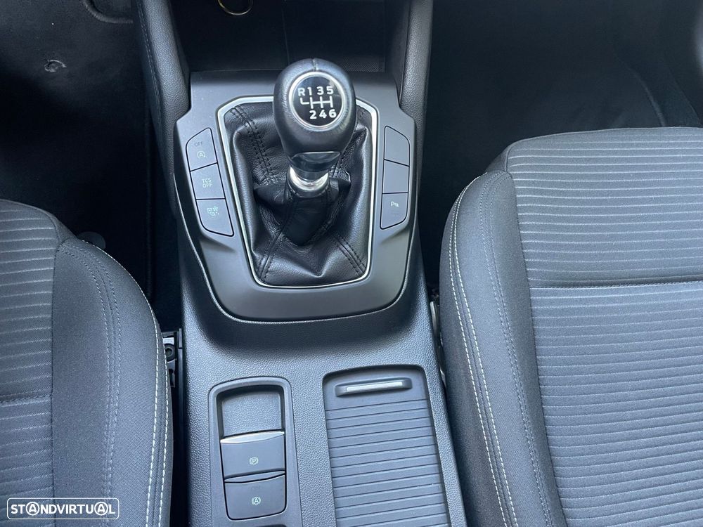Ford Focus SW 1.5 TDCi EcoBlue Titanium - 8